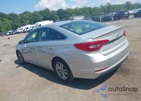 2015 Hyundai Sonata Se z USA, uszkodzony, nr VIN 5NPE24AF7FH042235